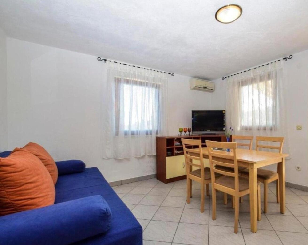 Apartments Marijan Драге Екстериор снимка